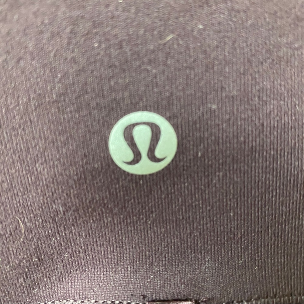 2000’s Lululemon Plum Zip-Up 🍄 - Picture 6 of 6